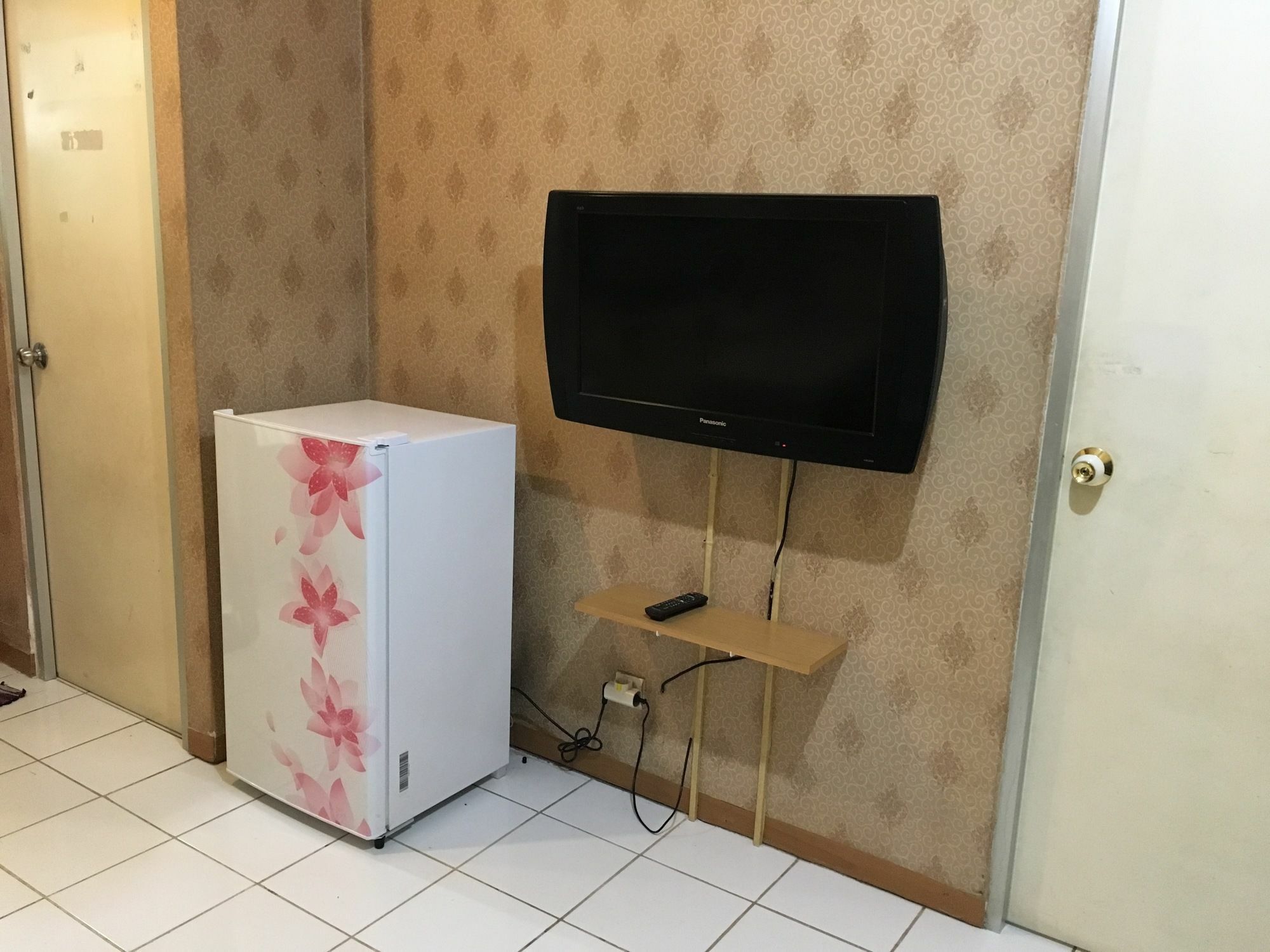 Apartment Gading Nias Residence Jakarta Bagian luar foto